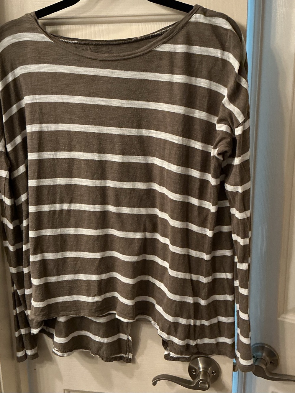 Striped Long-Sleeve Crewneck Shirt in Brown and White